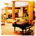 resort-piano